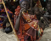 Matrimonio nel Villaggio Neputi  vicino il Lago Turkana Foto n. AOK6192