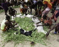 Matrimonio nel Villaggio Neputi  vicino il Lago Turkana Foto n. AOK6218